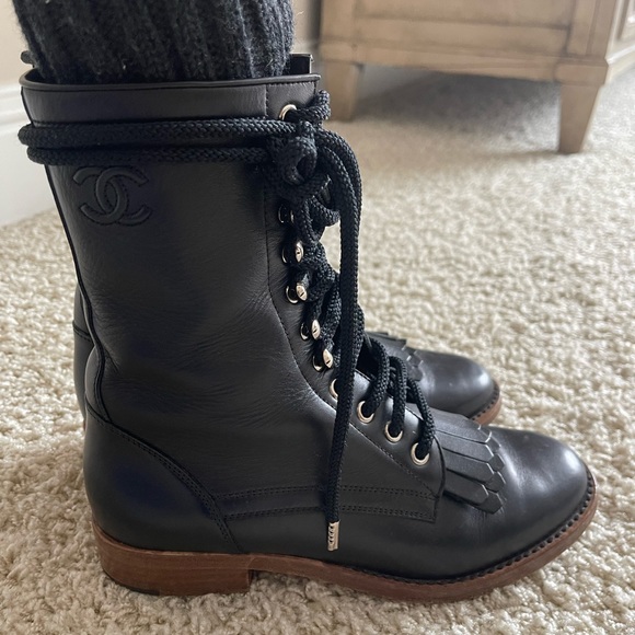 Chanel combat boot - Picture 4 of 5